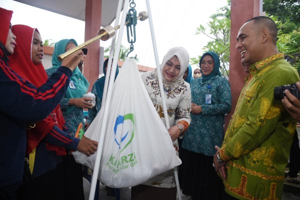 Tinjau Program PKK di Bagelen, Nawal Lubis Ingatkan Pentingnya Tertib Administrasi PKK